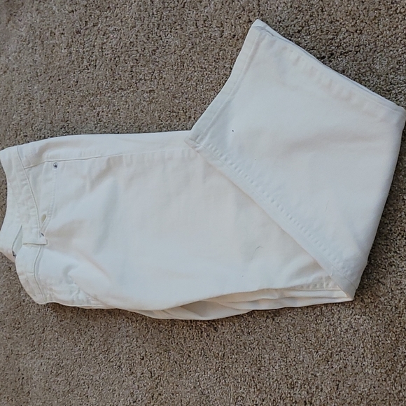 Liz Caliborne Jeans - Picture 3 of 6